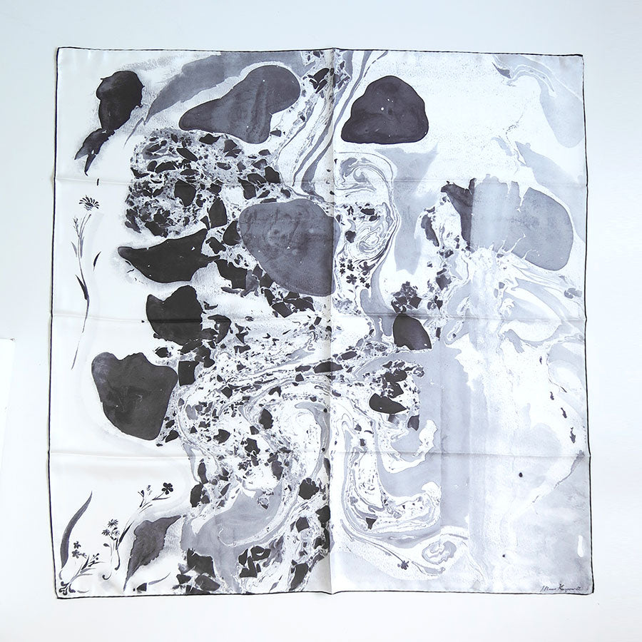 【Mame Kurogouchi/マメ】<br>Hand Printed Silk Scarf <br>MM25FW-AC320