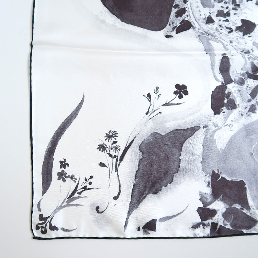 【Mame Kurogouchi/マメ】<br>Hand Printed Silk Scarf <br>MM25FW-AC320
