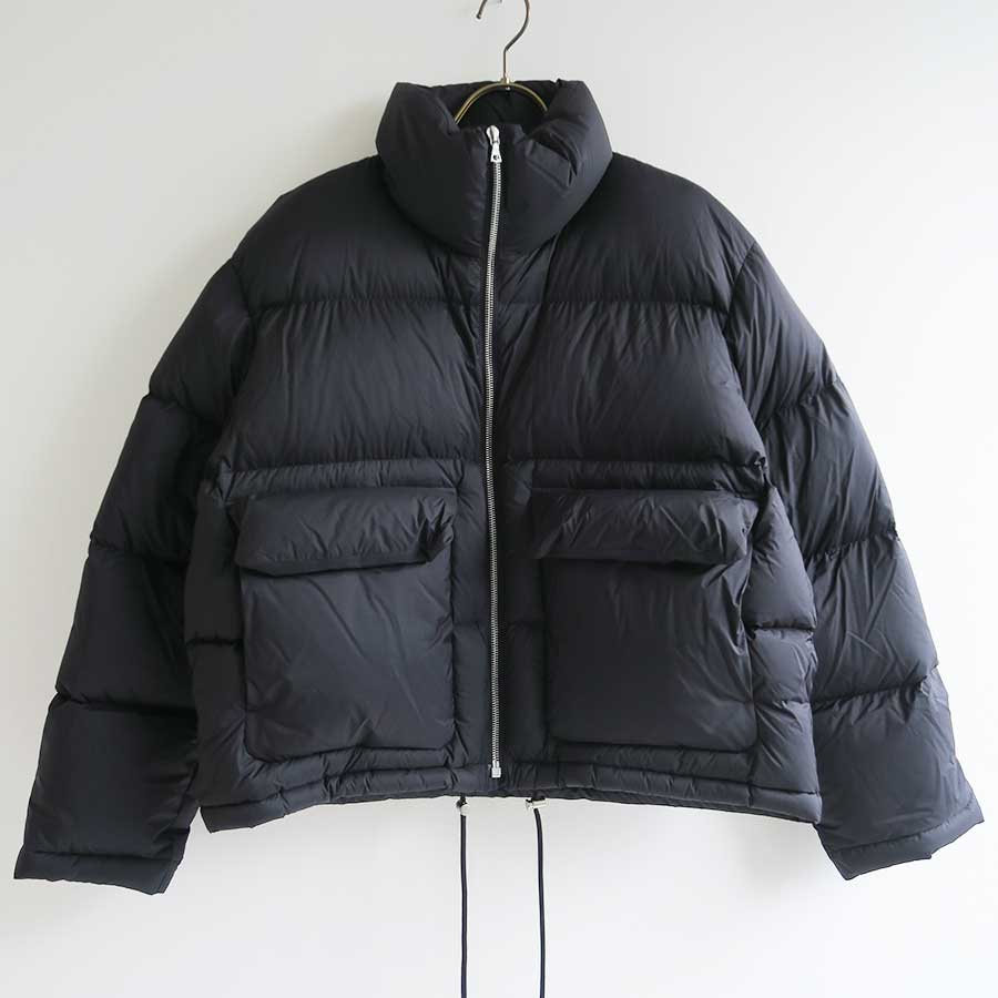 【11/7からポイント10%還元】<br>【AURALEE/オーラリー】<br>SUPER LIGHT NYLON RIPSTOP DOWN BLOUSON <br>A25AB03NL