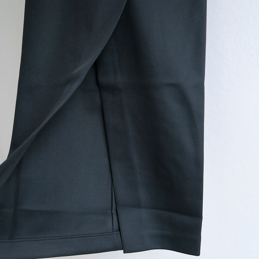 IIROT/イロット】Slit jersey Skirt 027-024-CS11の通販 「ONENESS ONLINE STORE」