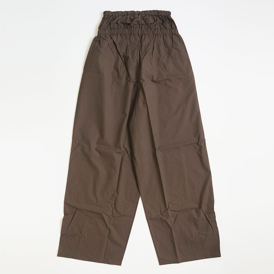 【関税込み】Baserange ブラウン Nida ショーツ Nida Pants in Assortment | Fine organic cotton rib | en
