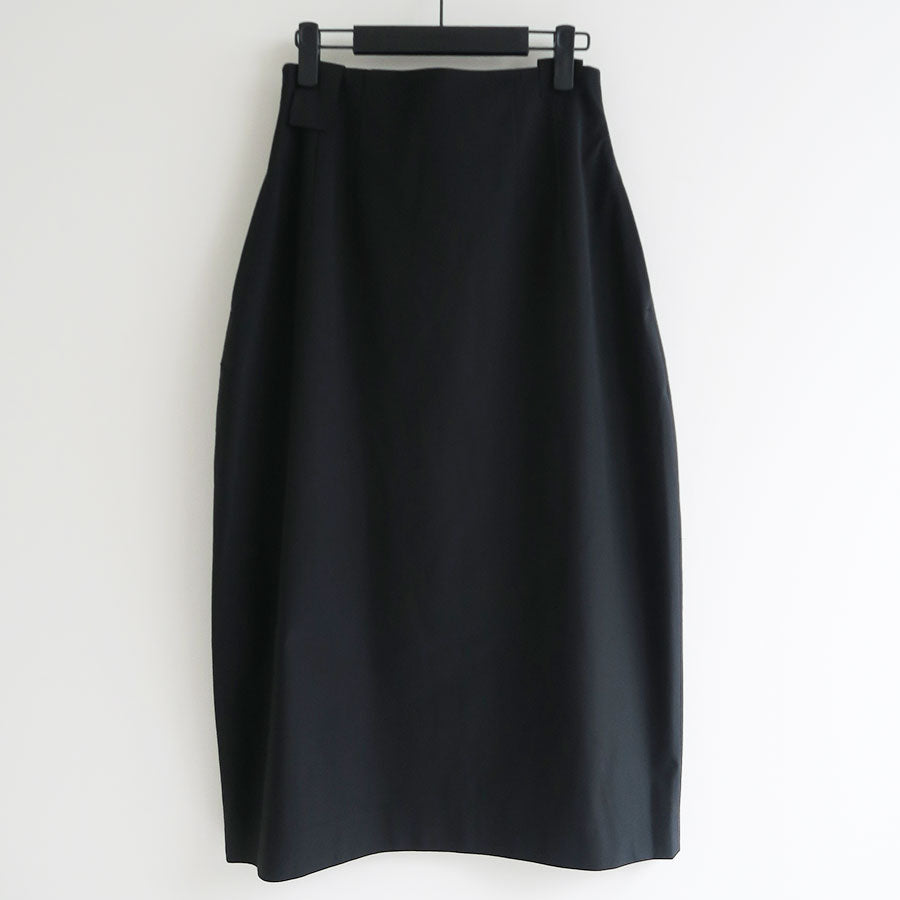 AMOMENTO/アモーメント】CURVED SILHOUETTE SKIRT AM25SSW01SKの通販