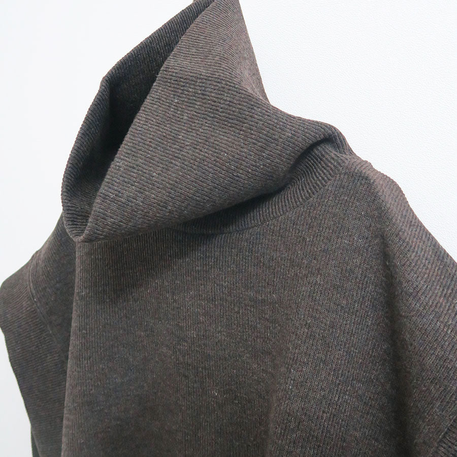 【COGTHEBIGSMOKE/コグ ザ ビックスモーク】<br>GISELE ROLLNECK GILET <br>9101-159-721-1