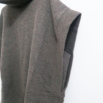 【COGTHEBIGSMOKE/コグ ザ ビックスモーク】<br>GISELE ROLLNECK GILET <br>9101-159-721-1