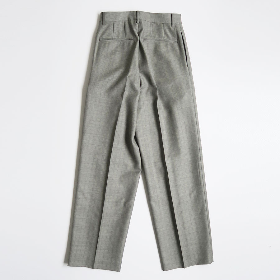 AURALEE/オーラリー】BLUEFACED WOOL TWO-TUCK SLACKS A26SP04BAの通販