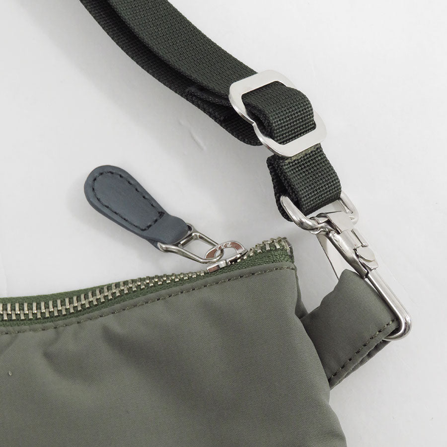 【Unlikely/アンライクリー】<br>Unlikely ”MIL” Helmet Bag Square <br>U25F-61-0001