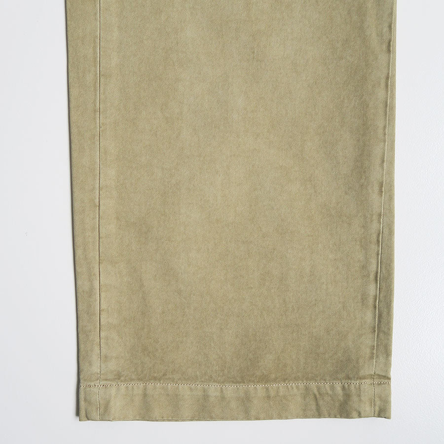 AURALEE/オーラリー】GARMENT-DYED FINX LIGHT CHINO PANTS A26SP06LF