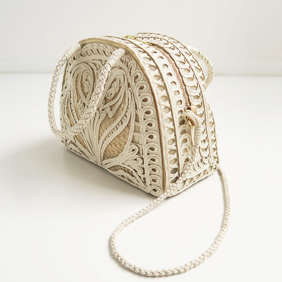 【Mame Kurogouchi/マメ】<br>Cording Embroidery Demi Lune Handbag <br>MM14-AC404PF