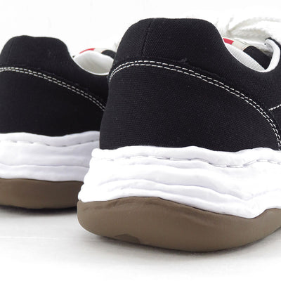 【Maison MIHARA YASUHIRO】<br>"OLIVER" OG Sole Canvas Low-top Sneaker (BLACK) <br>A15FW704