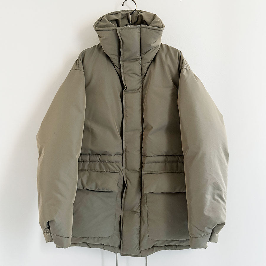 【AURALEE/オーラリー】<br>FINX POLYESTER CHAMBRAY DOWN COAT <br>A23AC04FP