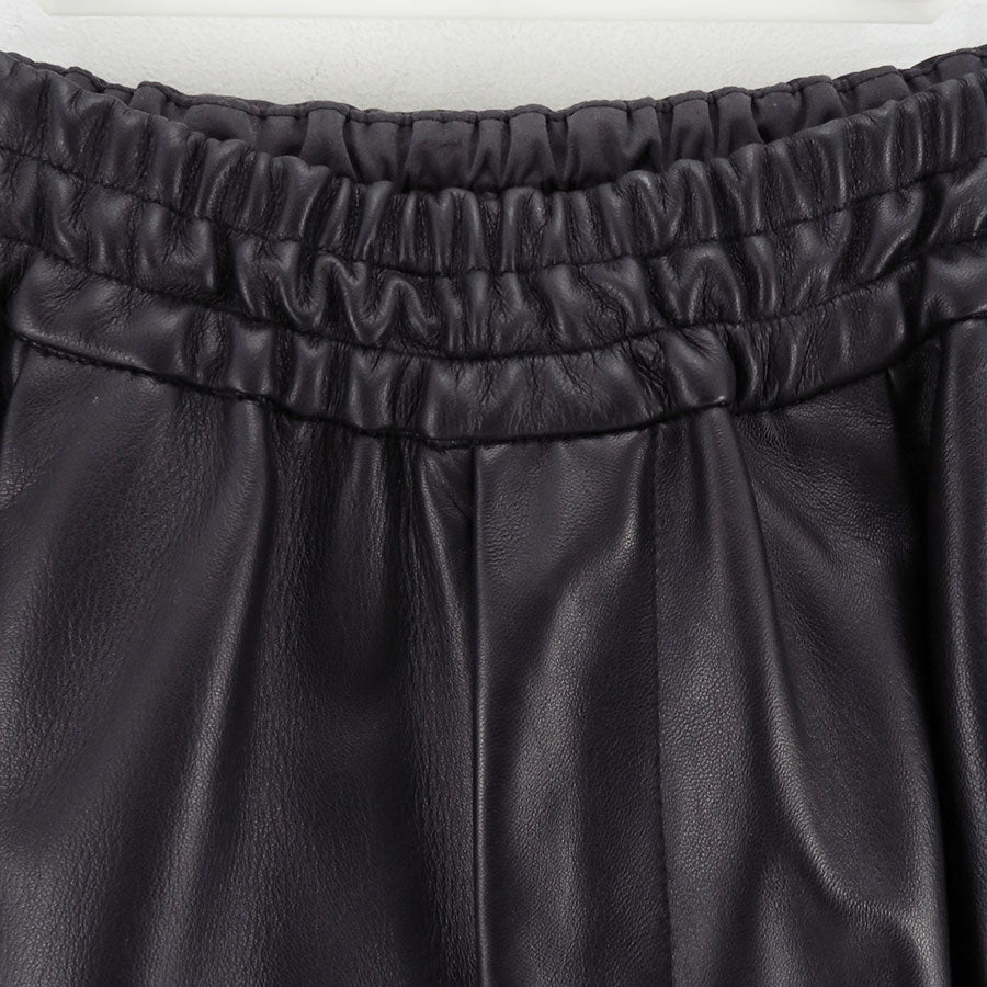 Graphpaper/グラフペーパー】Lamb Leather Wide Shorts GU251