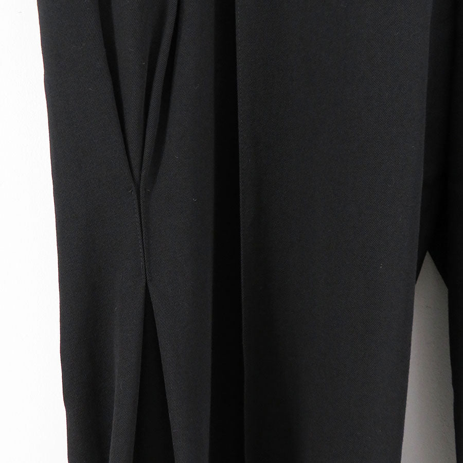 【KHOKI/コッキ】<br>Pleat-detail pants <br>24fw-p-06