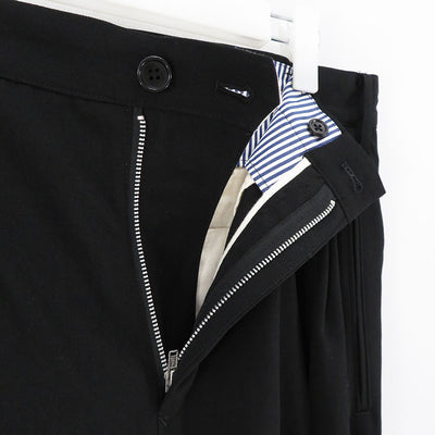 【KHOKI/コッキ】<br>Pleat-detail pants <br>24fw-p-06