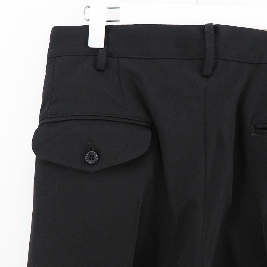 【KHOKI/コッキ】<br>Pleat-detail pants <br>24fw-p-06