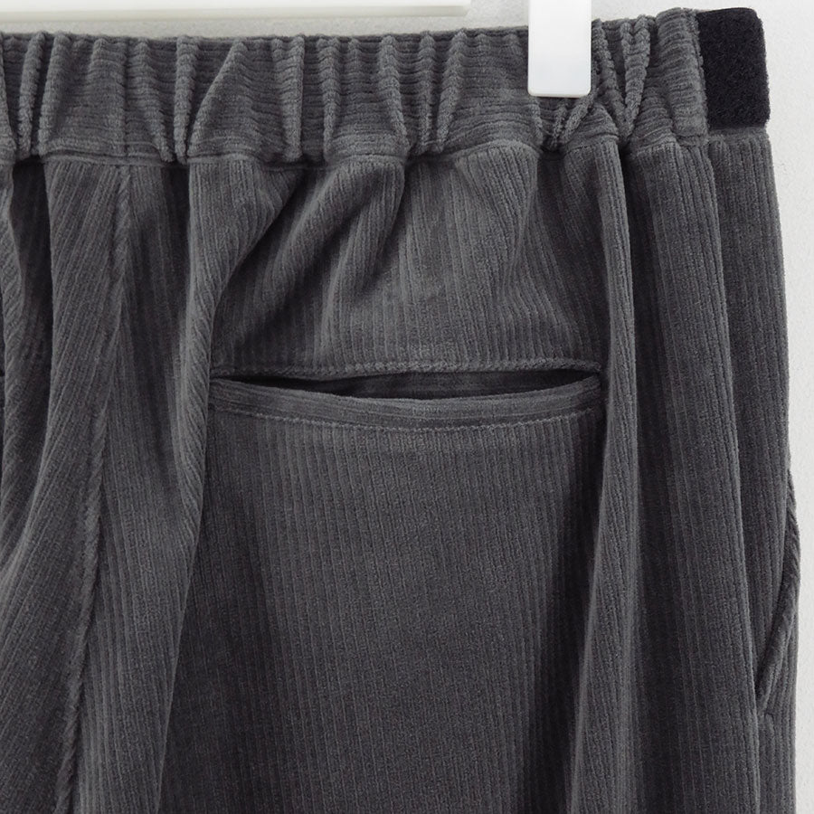 【Graphpaper/グラフペーパー】<br>Soft Knit Corduroy Wide Tapered Chef Pants <br>GM253-40212B