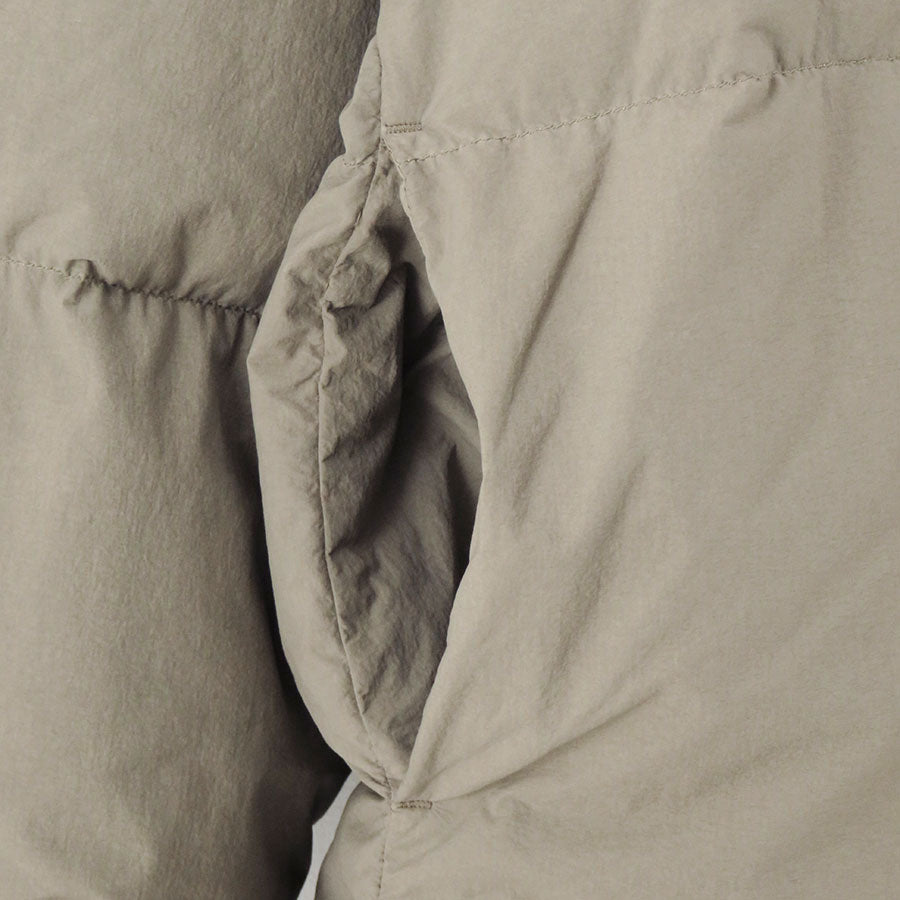 Graphpaper/グラフペーパー】Garment Dyed Down Jacket GM253 Graphpaper/グラフペーパー】Garment Dyed Down Jacket GM253