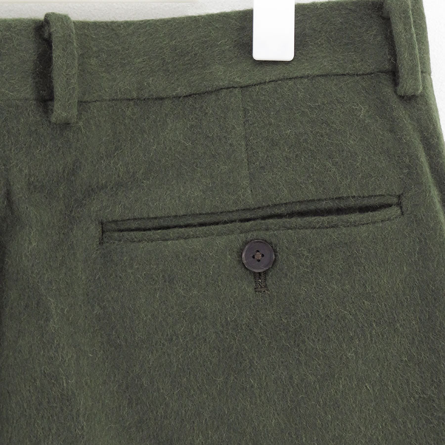 【10/3からポイント10%還元】<br>【AURALEE/オーラリー】<br>BABY CAMEL FLANNEL TWO-TUCK SLACKS <br>A25AP04BF