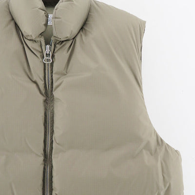 【Unlikely/アンライクリー】<br>Unlikely Simple Down Vest <br>U23F-06-0001