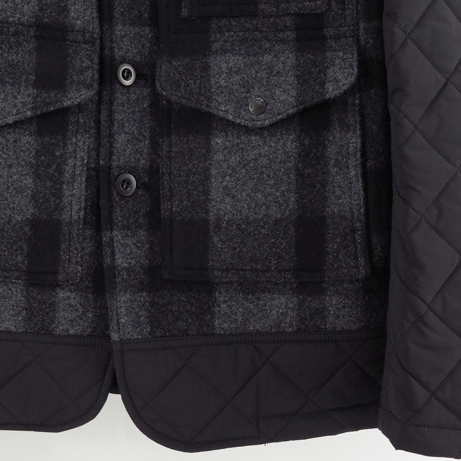 【JUNYA WATANABE MAN】<br>マッキーノウール×エステルタフタキルティング×レザー FILSON Wネームジャケット <br>WP-J003-051
