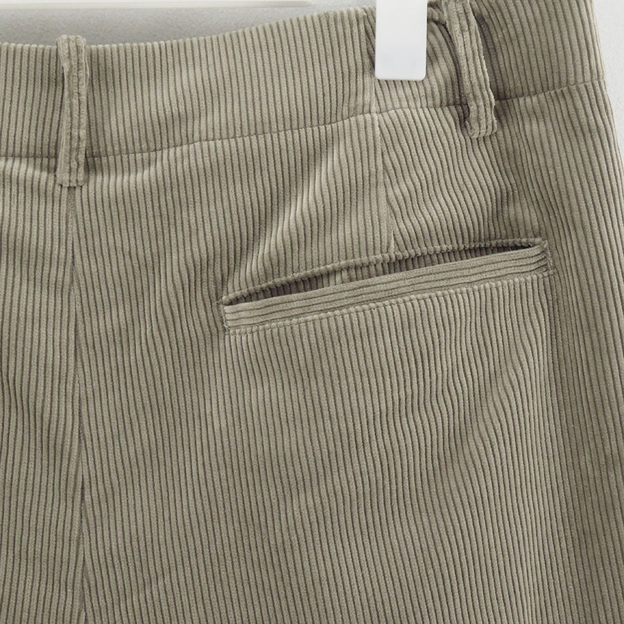 【Graphpaper/グラフペーパー】<br>Suvin Corduroy Wide Straight Trousers <br>GU253-40366