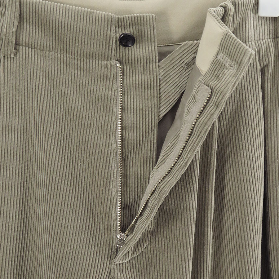 【Graphpaper/グラフペーパー】<br>Suvin Corduroy Wide Straight Trousers <br>GU253-40366