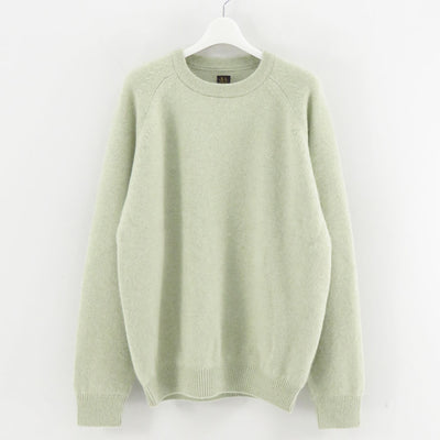 LIGHT GREEN