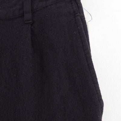 【COMME des GARCONS HOMME】<br>ウールサージ製品縮絨パンツ <br>HP-P105-051
