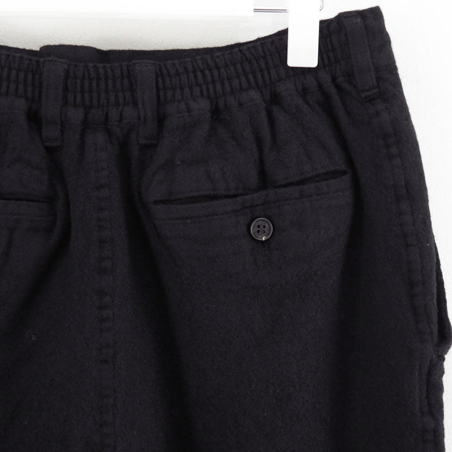 【COMME des GARCONS HOMME】<br>ウールサージ製品縮絨パンツ <br>HP-P105-051
