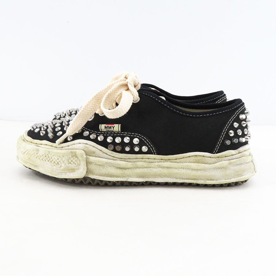 【Maison MIHARA YASUHIRO】<br>"BAKER"OG Sole Studded Canvas Low-Top Sneaker (BLACK) <br>A13FW736