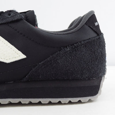 【JUNYA WATANABE MAN】<br>スウェード×合成繊維×合成皮革 New Balance U471 <br>WP-K101-001