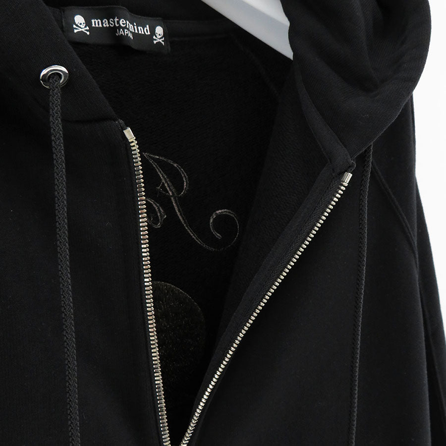 【mastermind JAPAN/マスターマインドジャパン】<br>SOUVENIR FULL-ZIP HOODIE REGULAR FIT <br/>MJ24E13-SW033