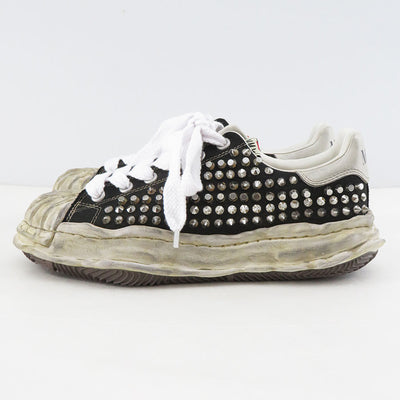 【Maison MIHARA YASUHIRO】<br>"BAKER"OG Sole Studded Canvas Low-Top Sneaker (BLACK) <br>A13FW729