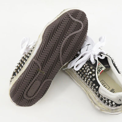 【Maison MIHARA YASUHIRO】<br>"BAKER"OG Sole Studded Canvas Low-Top Sneaker (BLACK) <br>A13FW729