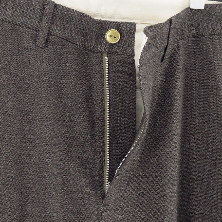 【i am dork/アイアムドーク】<br>ウールリネンカシミヤヘリンボーンパンツ <br>DO25AW04
