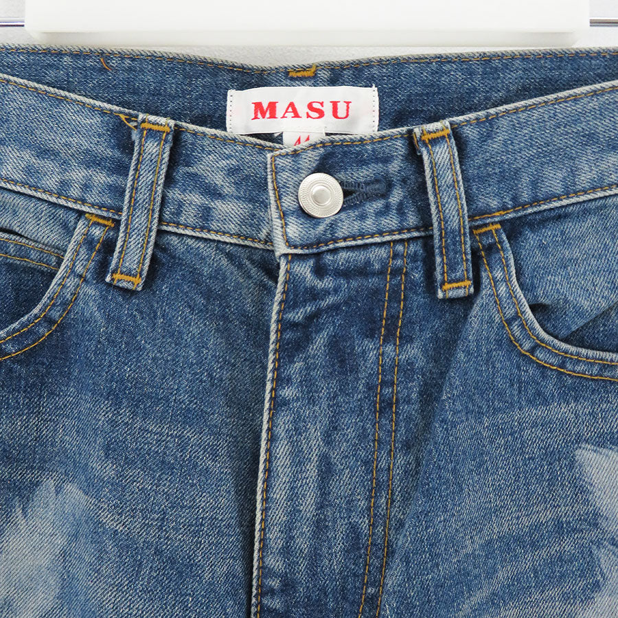 【M A S U/エムエーエスユー】<br>"MASU BOYS" FEATHER BAGGY JEANS <br>MBFW-PTB224L