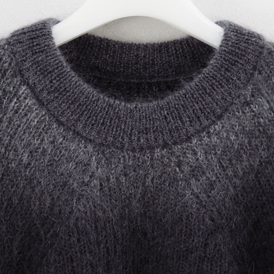 【BATONER/バトナー】<br>MOHAIR KASURI DYE SIGNATURE CREW NECK <br>BN-25FM-069