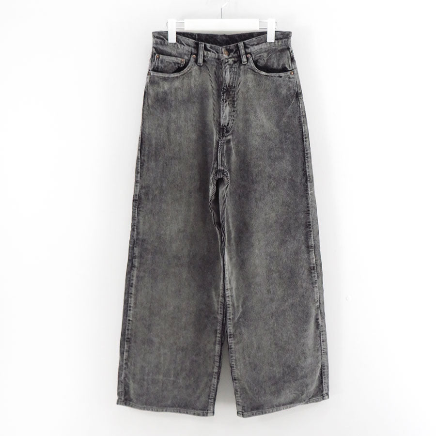 002/BLACK