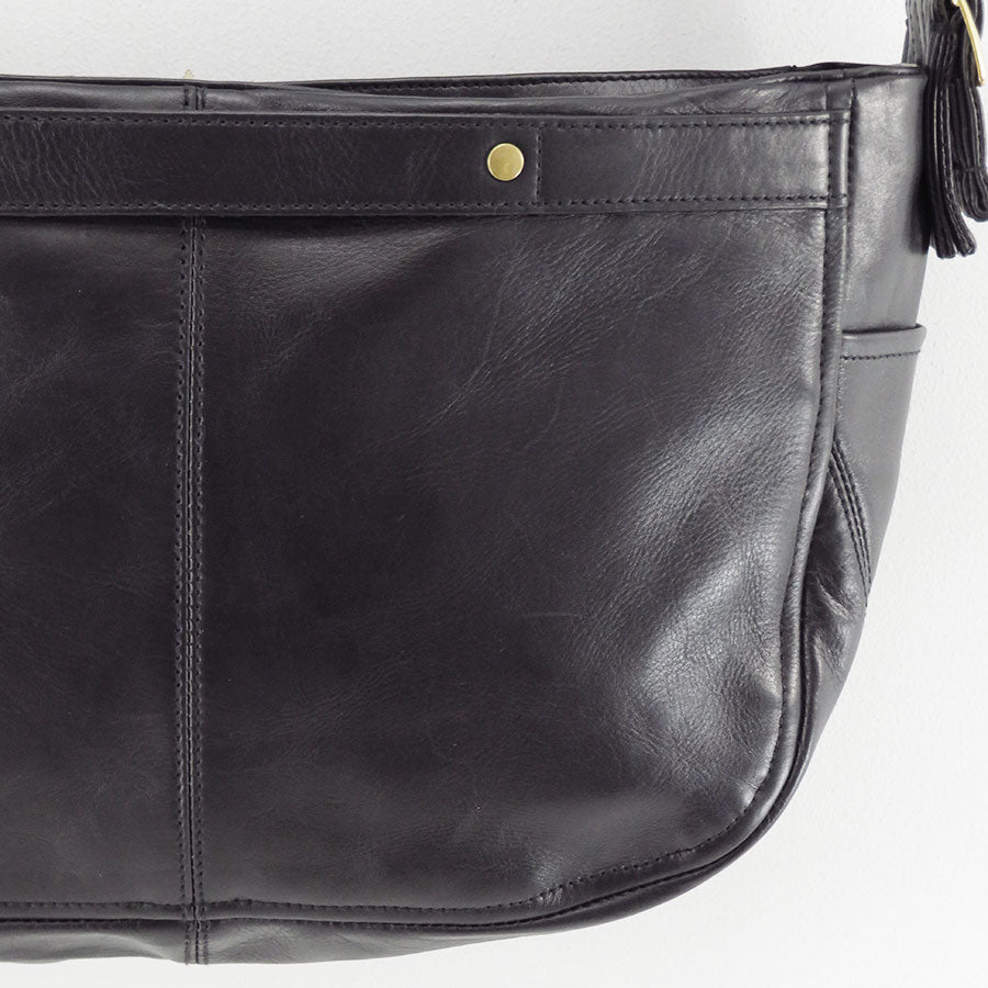 CCU/シーシーユー】NEW NEWSPAPER BAG S SIZE BG-42-C-COW-5の通販