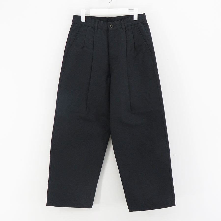 Graphpaper/グラフペーパー】Washi Duck Two Tuck Pants GU241-40154の 