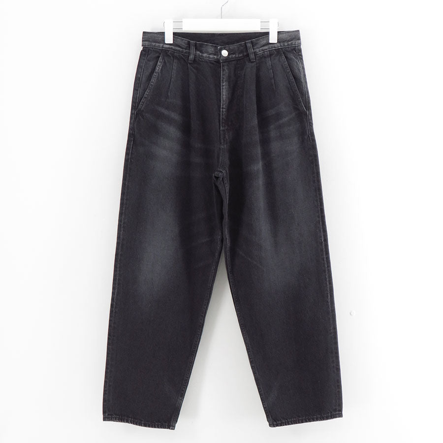 Graphpaper/グラフペーパー】Selvage Denim Two Tuck Tapered Pants