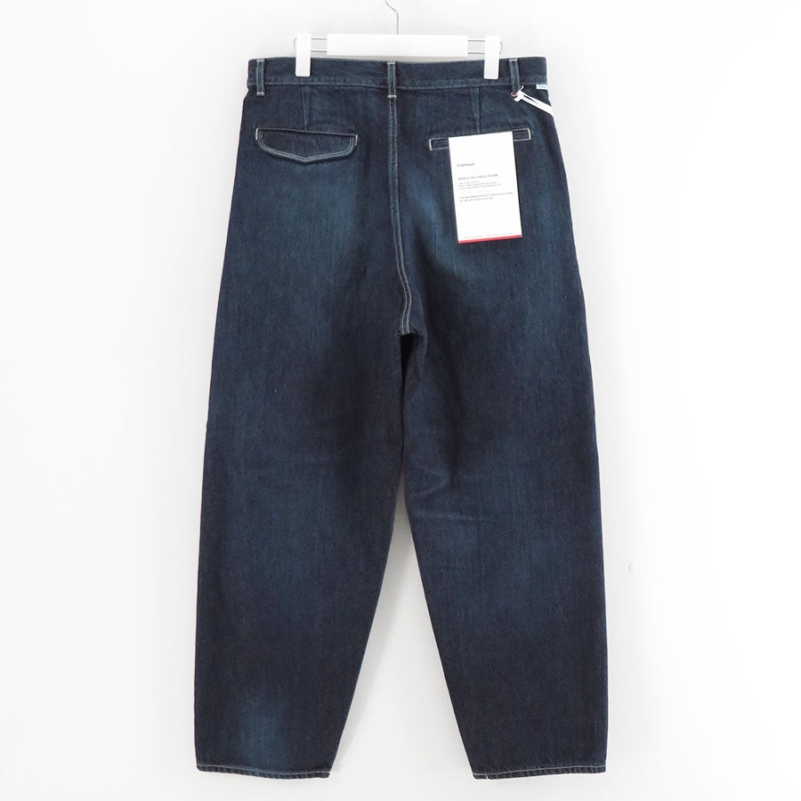 Graphpaper/グラフペーパー】Selvage Denim Two Tuck Tapered Pants