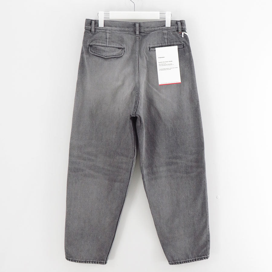 Graphpaper/グラフペーパー】Selvage Denim Two Tuck Tapered Pants
