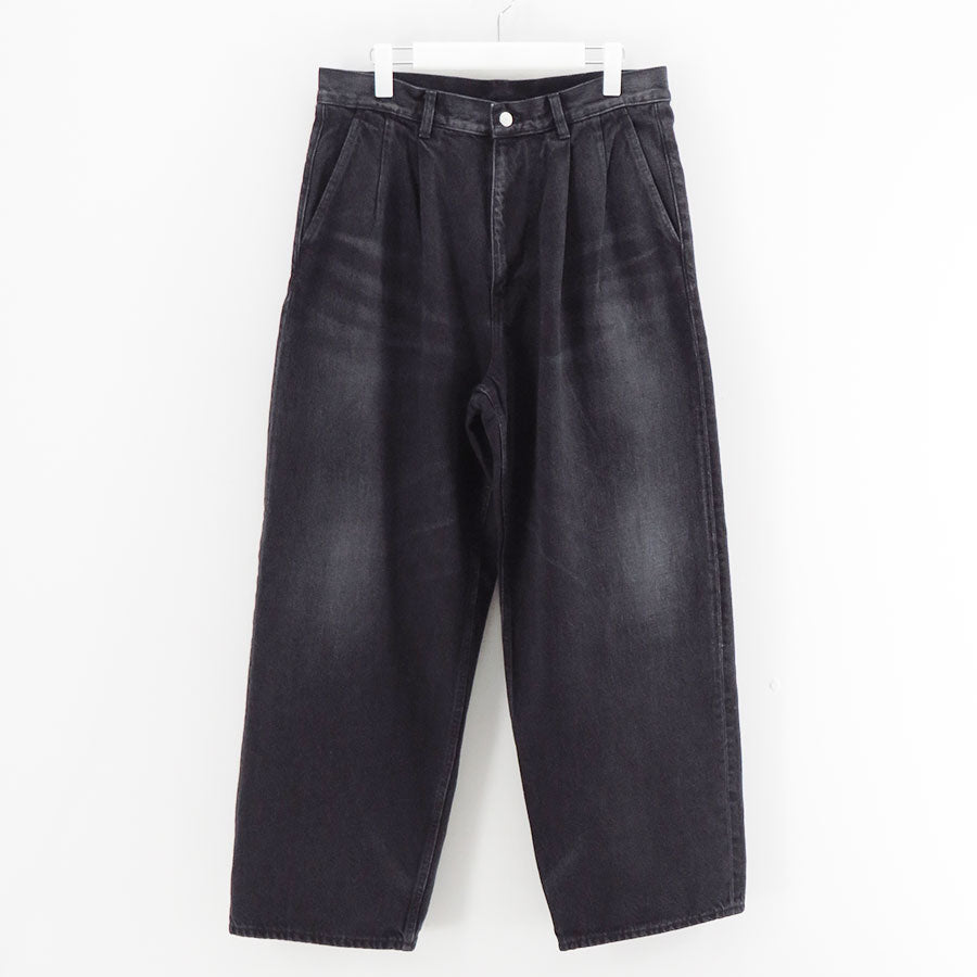 Graphpaper/グラフペーパー】Selvage Denim Two Tuck Pants GU261