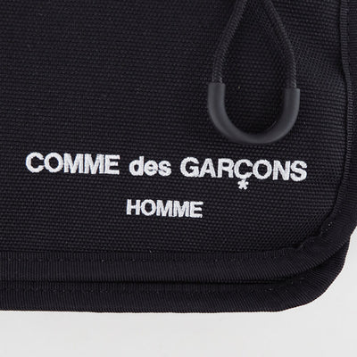 【COMME des GARCONS HOMME】<br>コーデュラナイロンショルダーバッグ <br>HN-K203-051