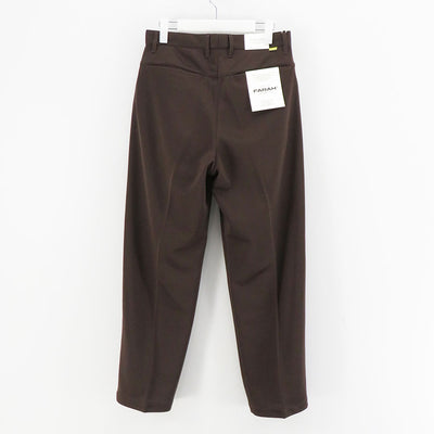 [法拉]<br>两褶宽锥形裤<br>FR0401-M4022 