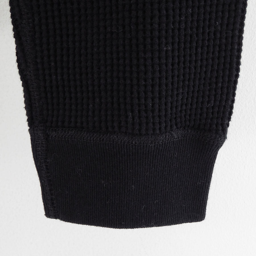 【UNUSED/アンユーズド】<br>Long-sleeve waffle T-shirt <br>US2522