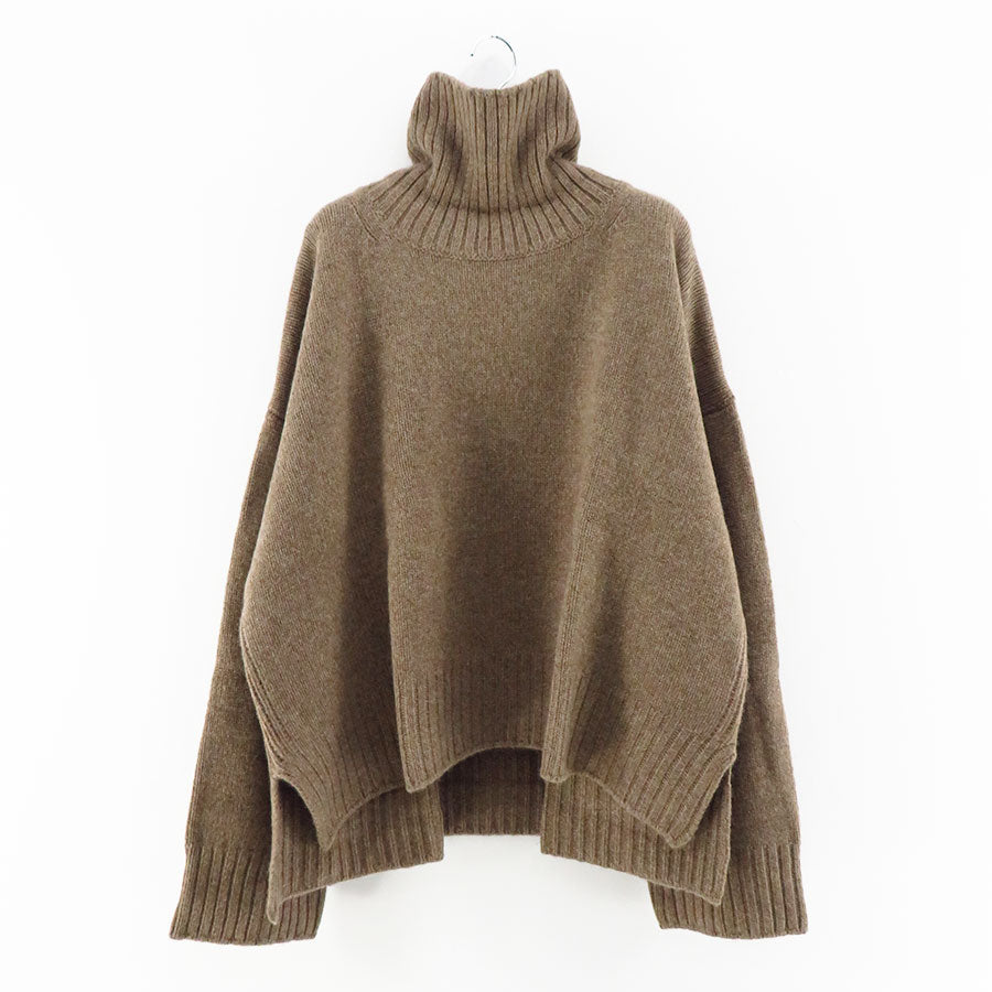 【SEEALL/シーオール】<br>OVERSIZED HIGHNECK SWEATER <br>SAU31KJ683
