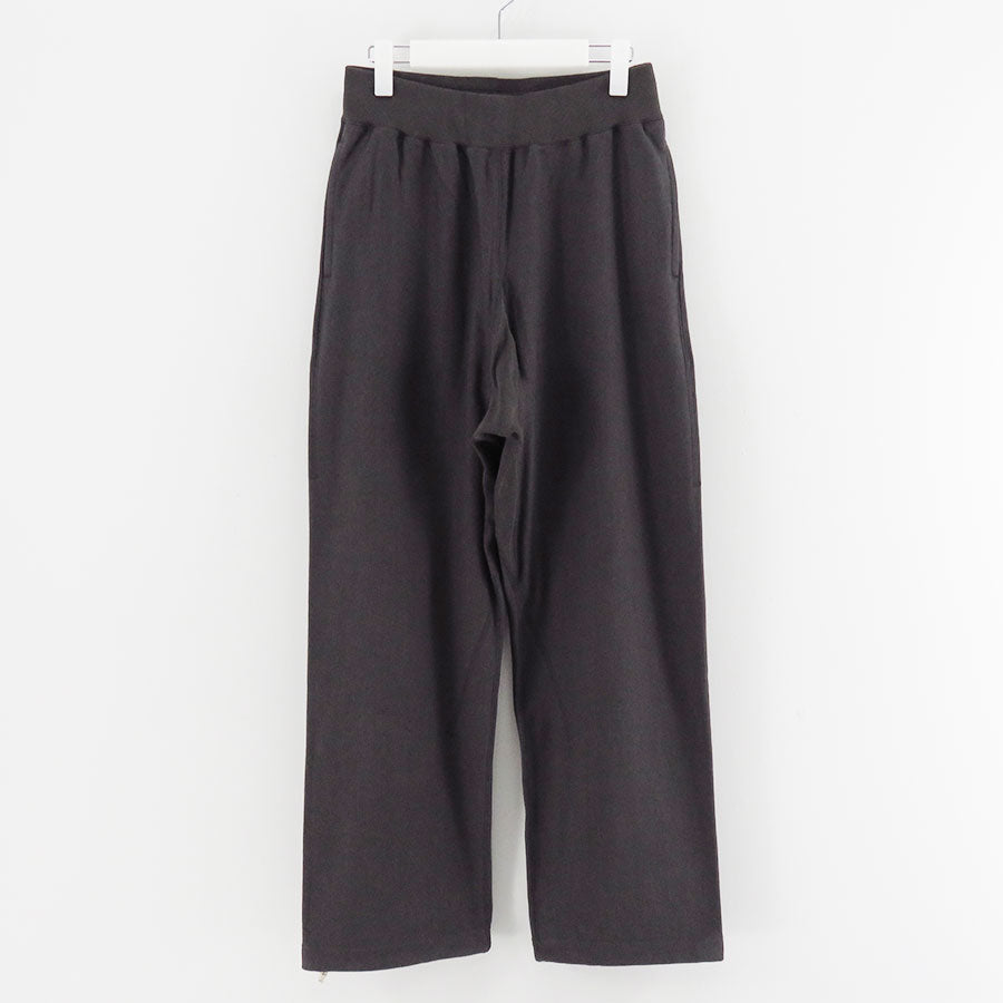 ハグオーワー　CLOTH&CROSS       メランジリブニットパンツ　新品 IMG_6573_80a4bdd0-7480-4d23-