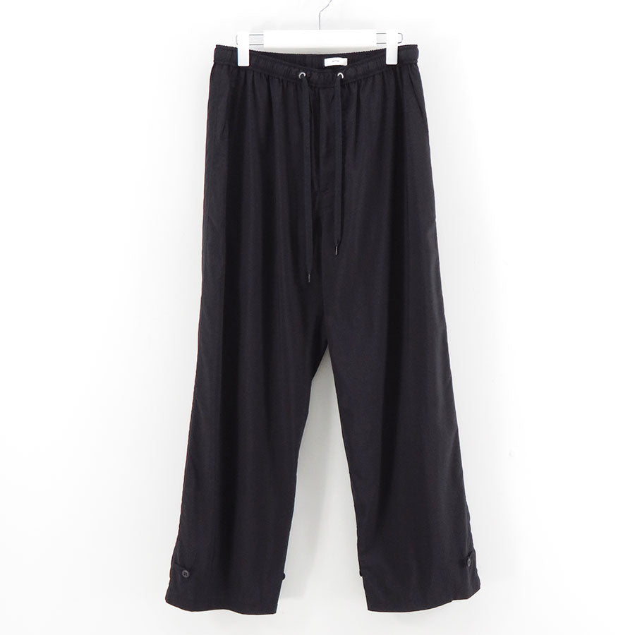 ATON/エイトン】MAT AIRLY NYLON WIDE PANTS PRAGLM0200の通販