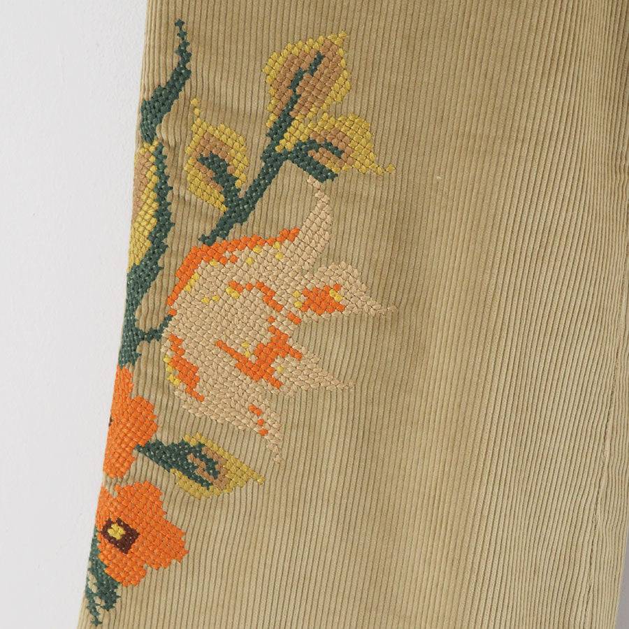 【KHOKI/コッキ】<br>Embroidery-design pants <br>25fw-p-08